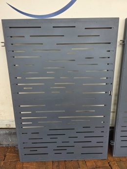 Brama 2 skrzydłowa 400x150cm CNC MONTANA (zestaw z furtką i słupkami)
